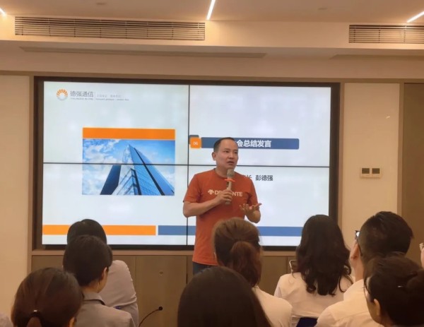 展翼通信設(shè)備服務(wù),手機(jī)批發(fā),湖南手機(jī)零售,常德電話繳費(fèi),常德上戶業(yè)務(wù)